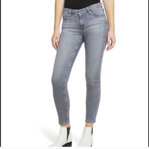 AG Adriano Goldschmied Mid Rise Light Gray Skinny Ankle Jeans 26